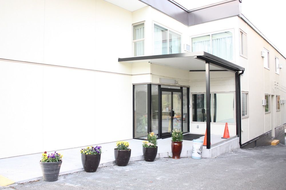 The Deluxe Hotel Vancouver Exterior photo